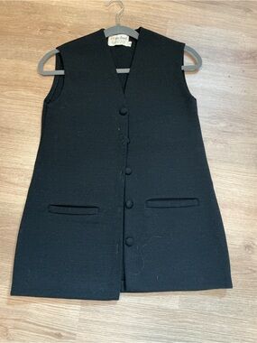 Vintage Marlboro women’s black vest size small